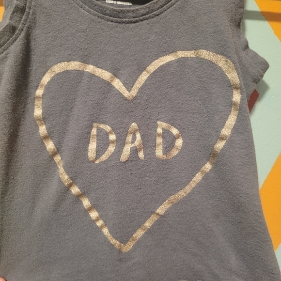 Old Navy Girl's Gray & Golden Lettering Heart Dad Tank Top Size 2T - Picture 5 of 5